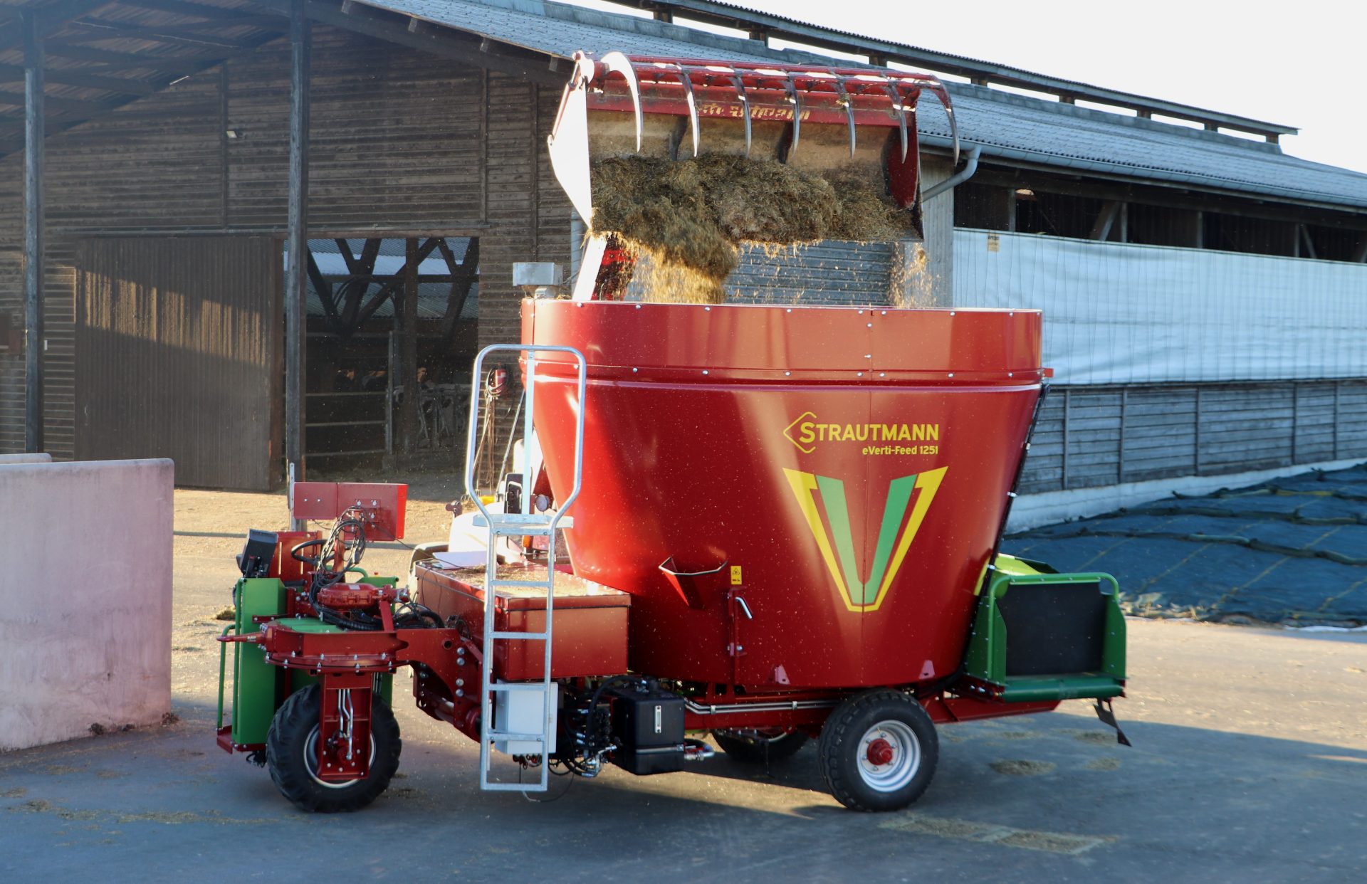 Strautmann works on electric feeding machines