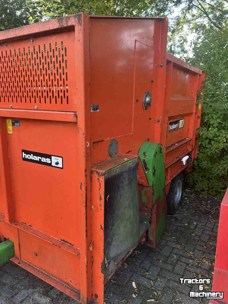Silage-block distribution wagon Holaras RABBIT 5000