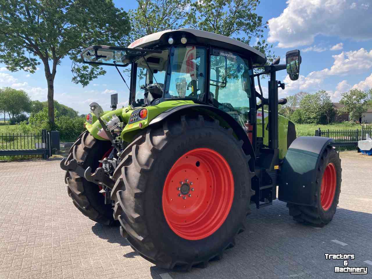 Tractor Claas Arion 470 Cis
