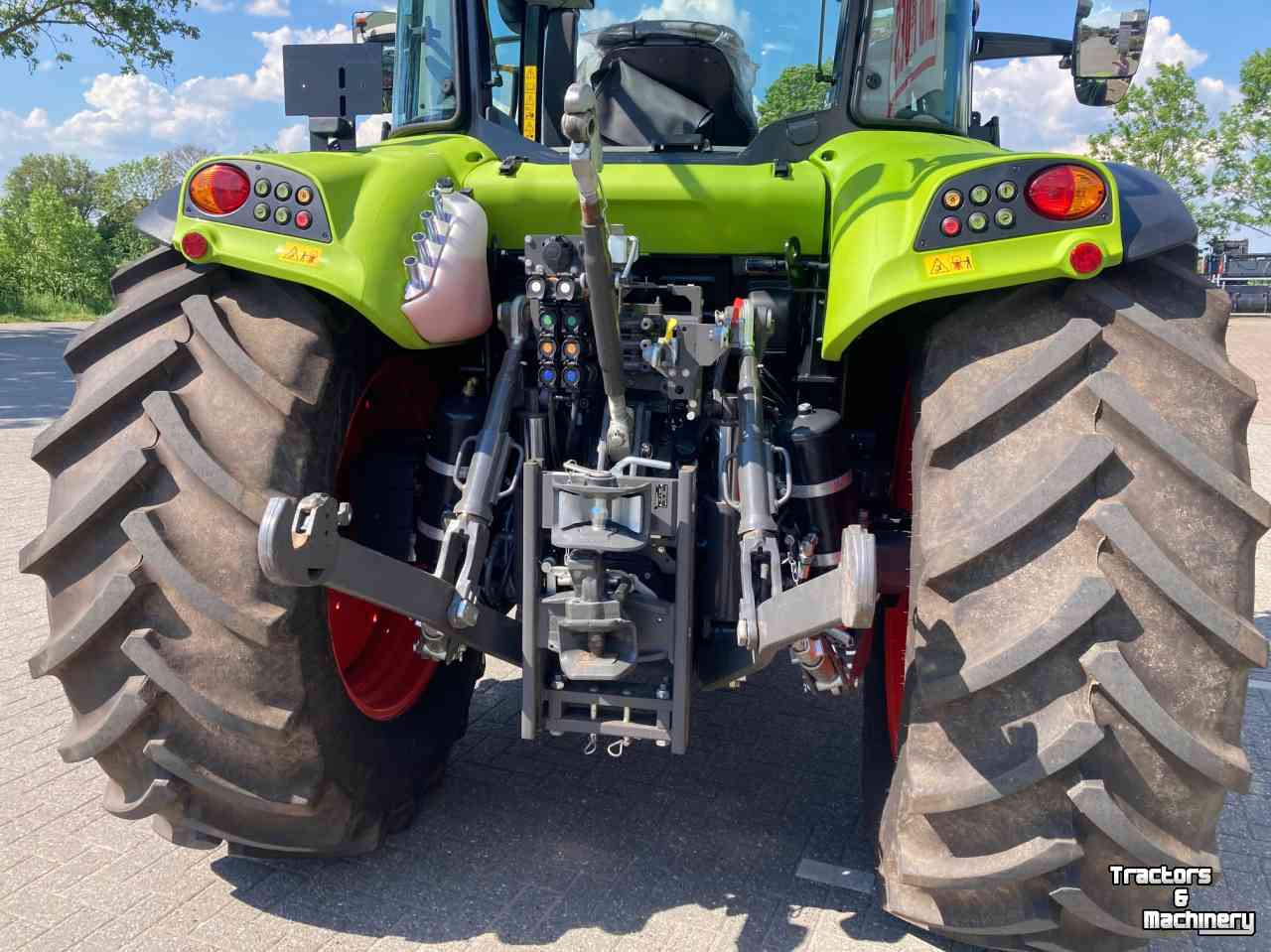 Tractor Claas Arion 470 Cis