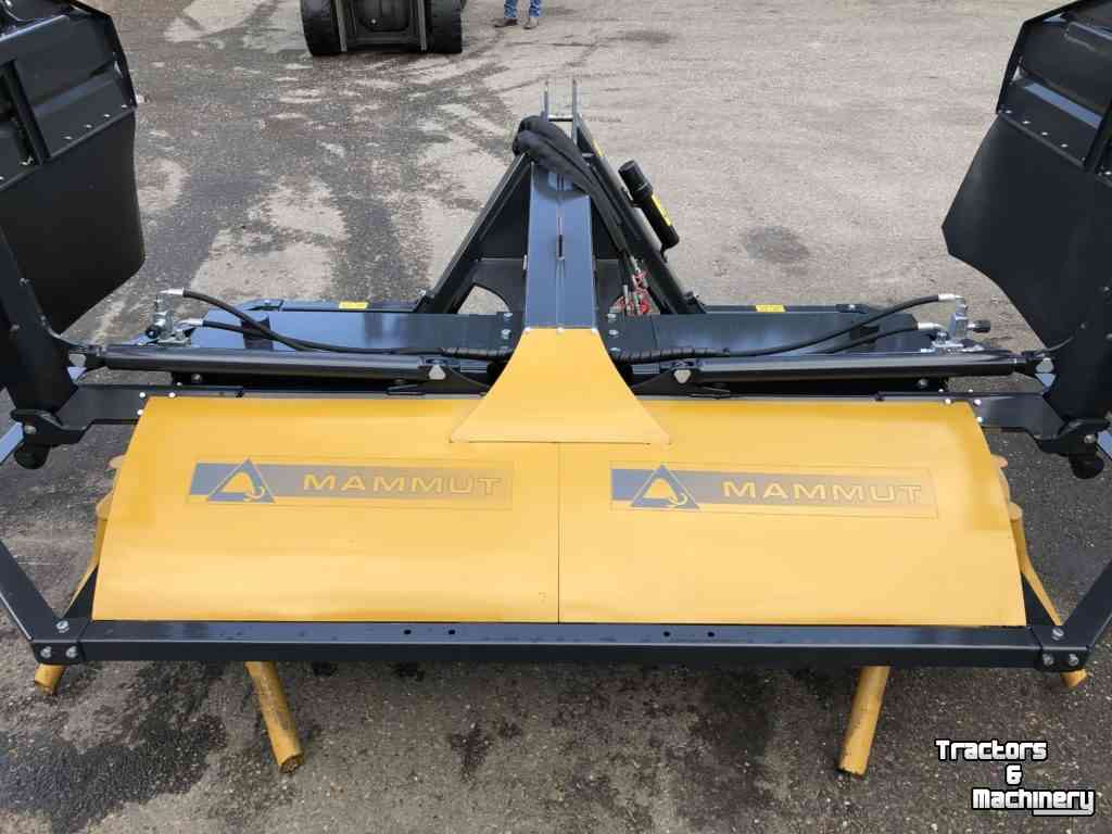 Silage spreader Mammut Ceres Kuilverdeler DEMO