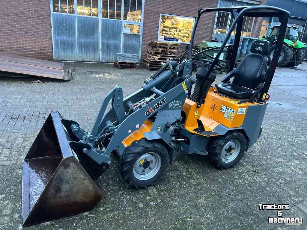 Wheelloader Giant D254SW