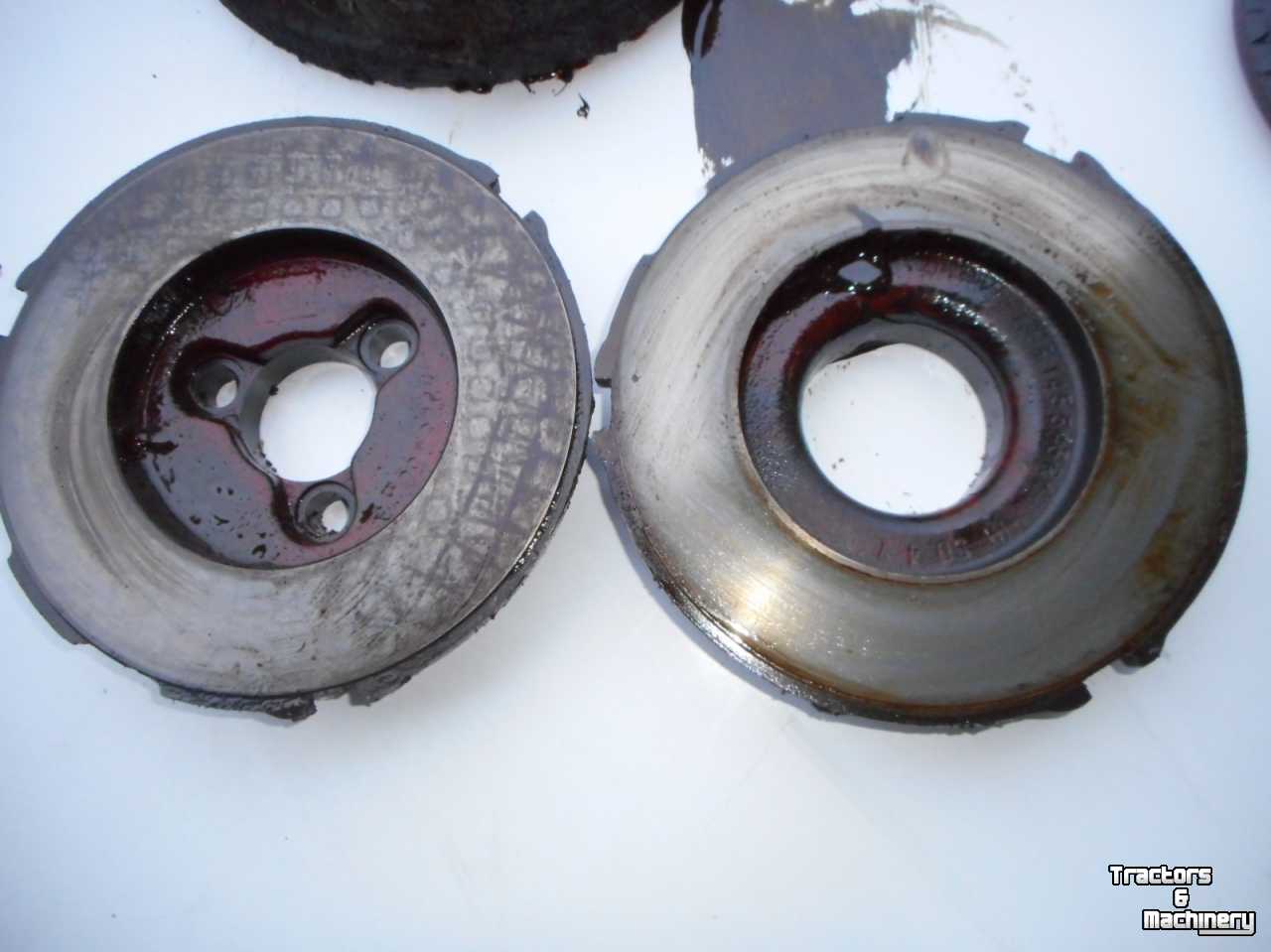 Used parts for tractors International 844 en 845 en 856