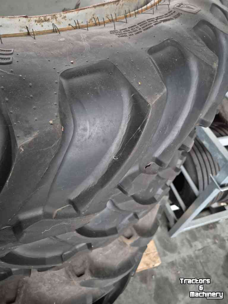 Wheels, Tyres, Rims & Dual spacers Alliance 340/85R48 & 320/85R36