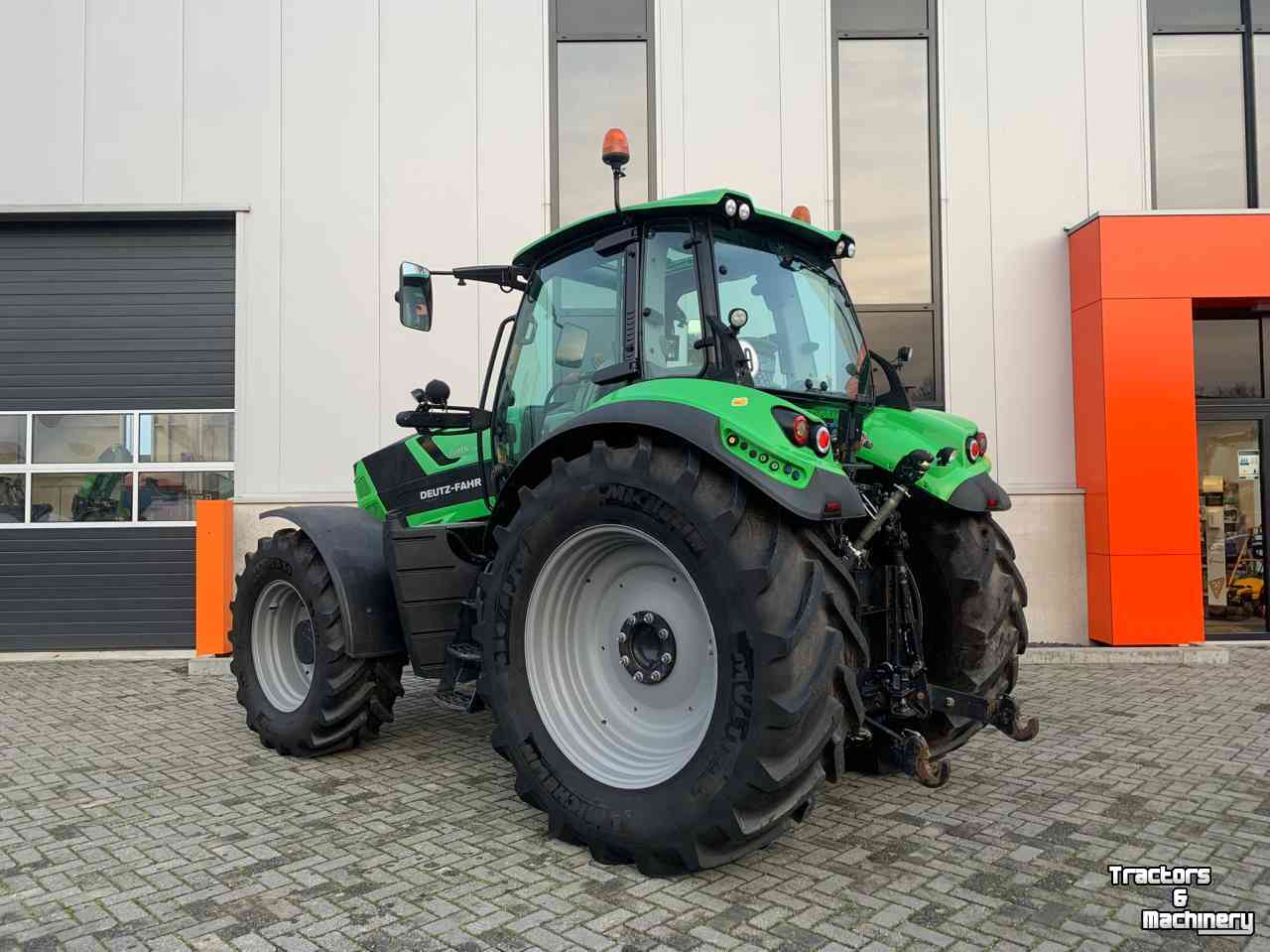 Tractors Deutz-Fahr 6185 TTV