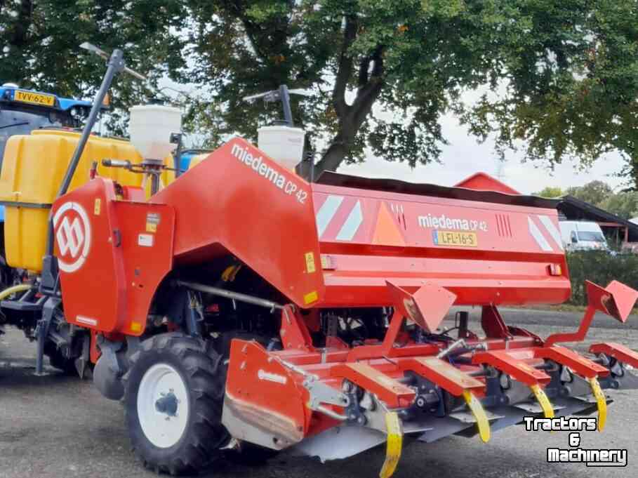Potato planter Miedema CP 42 Aardappelpoter