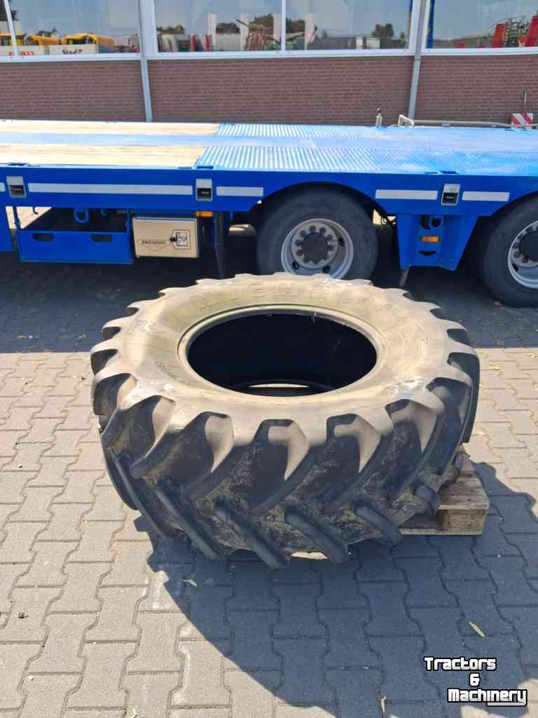 Wheels, Tyres, Rims & Dual spacers Michelin 540/65R28 XM 108