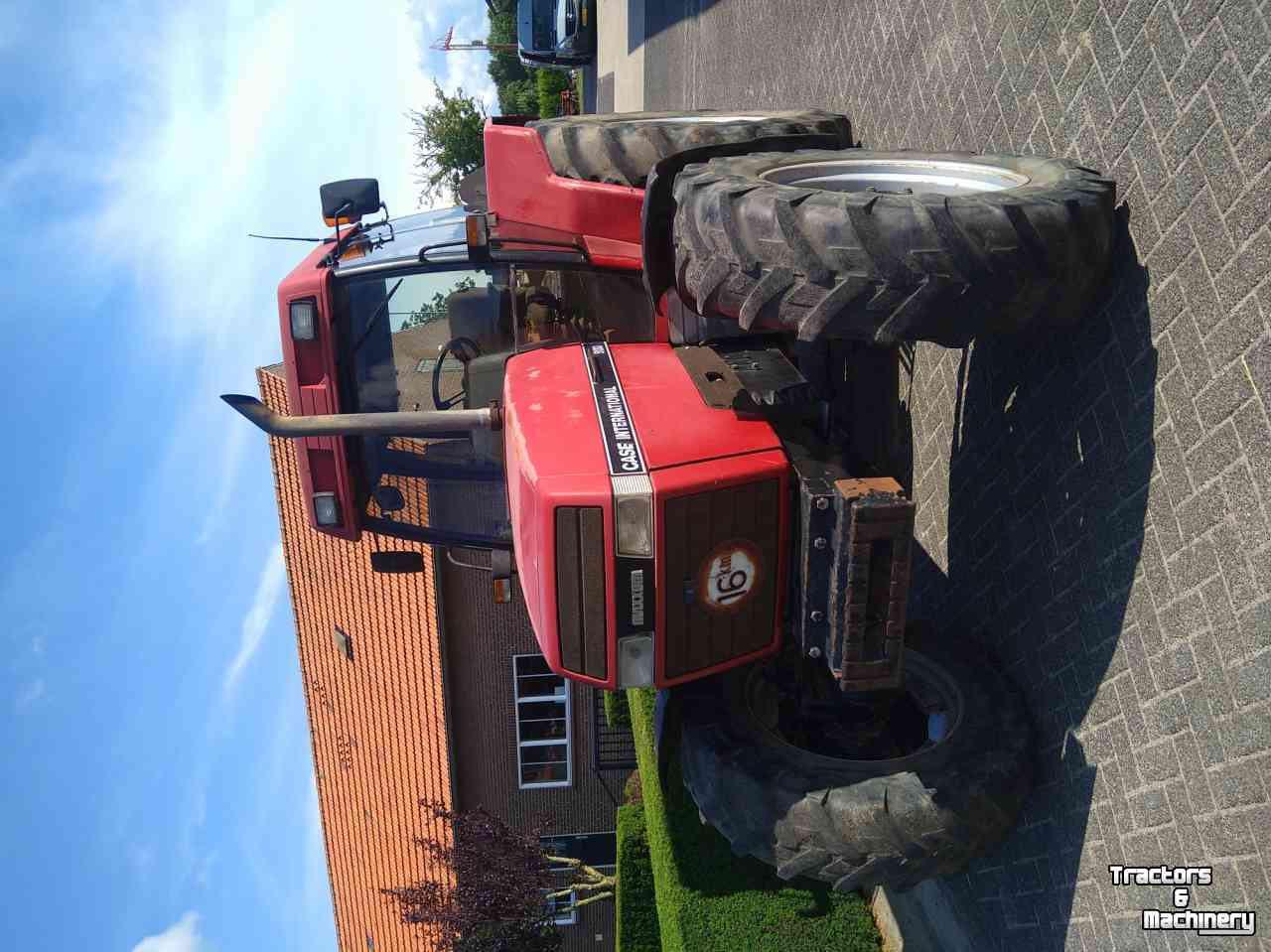 Tractors Case-IH 5130 Maxxum