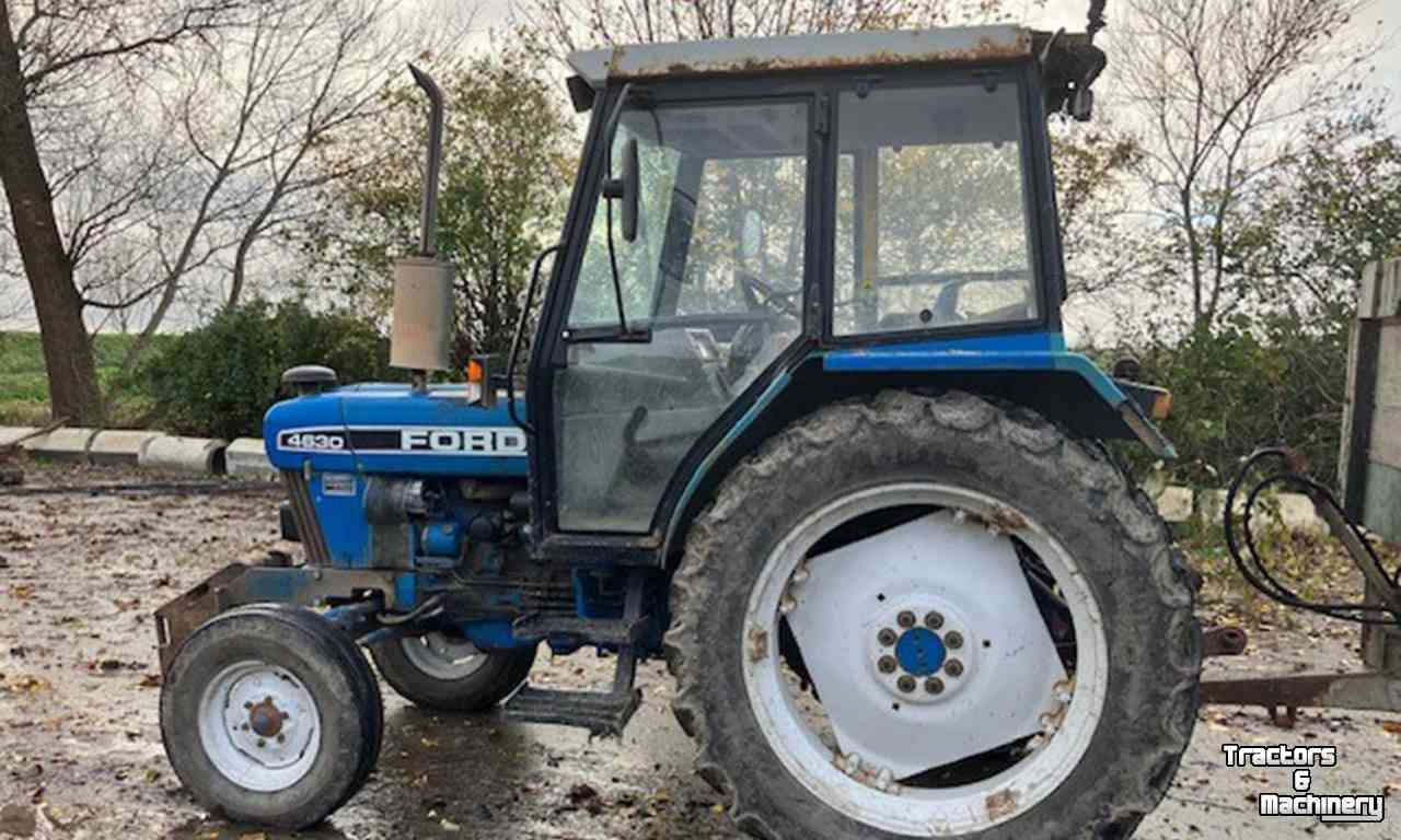 Tractors Ford 4630 2WD Tractor