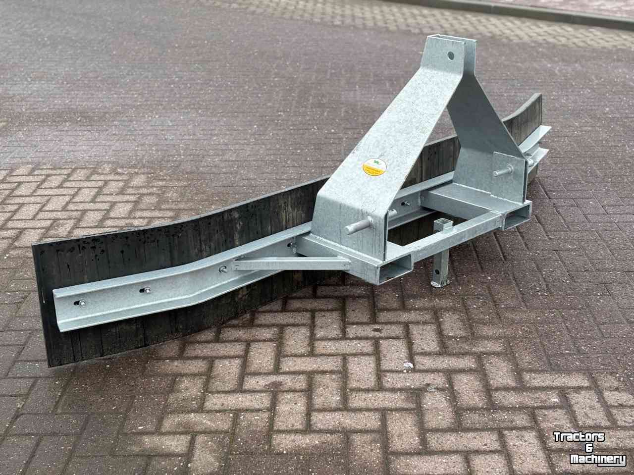Rubber yard scraper  RUBBERSCHUIF 2.70 M CAT. II + LEPELINSTEEK