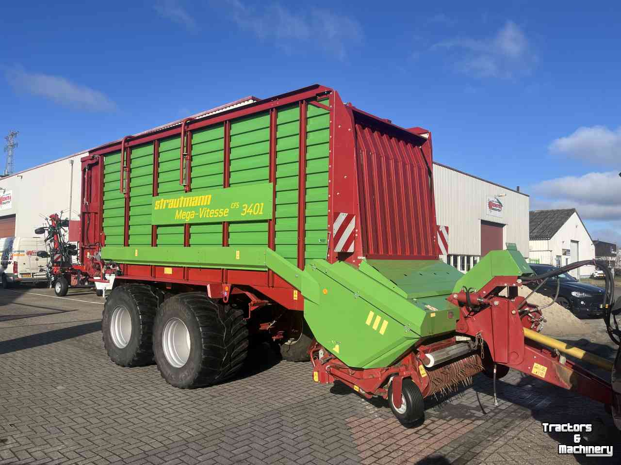 Self-loading wagon Strautmann Mega Vitesse 3401 CFS