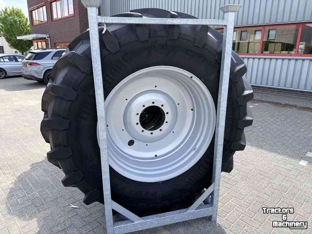 Wheels, Tyres, Rims & Dual spacers Trelleborg 710/70R42 + Mitas 600/70