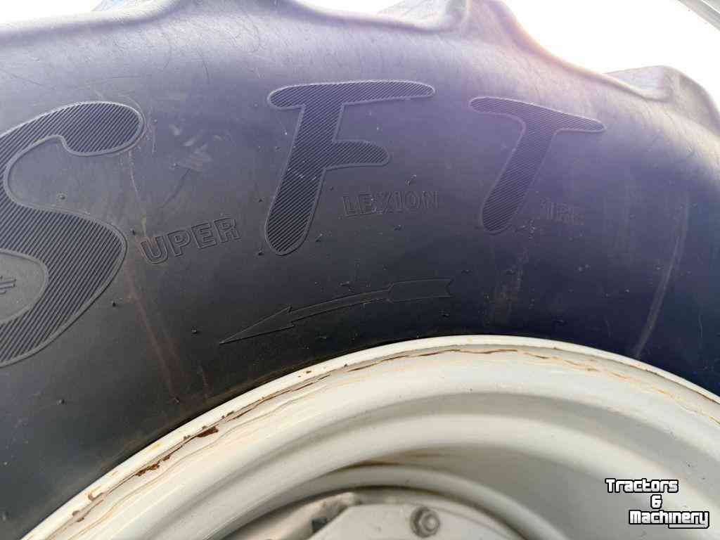 Wheels, Tyres, Rims & Dual spacers Trelleborg 710/70R42 + Mitas 600/70