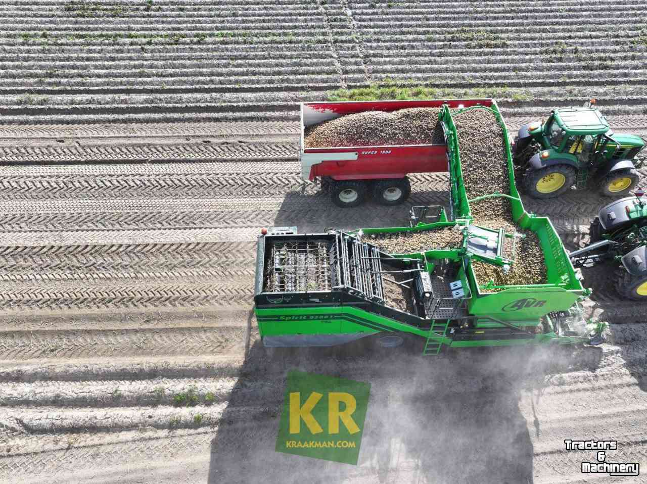 Potato harvester AVR Spirit 9200i Aardappelrooier Demo