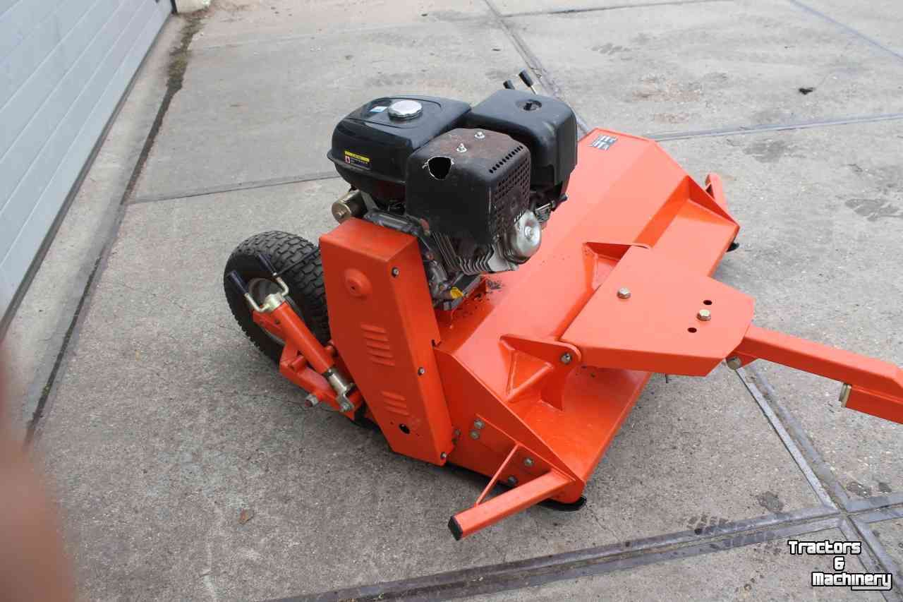 Flail mower Boxer AT120 ATV 120 klepelmaaier met eigen motor voor ATV Quad of minitrekker