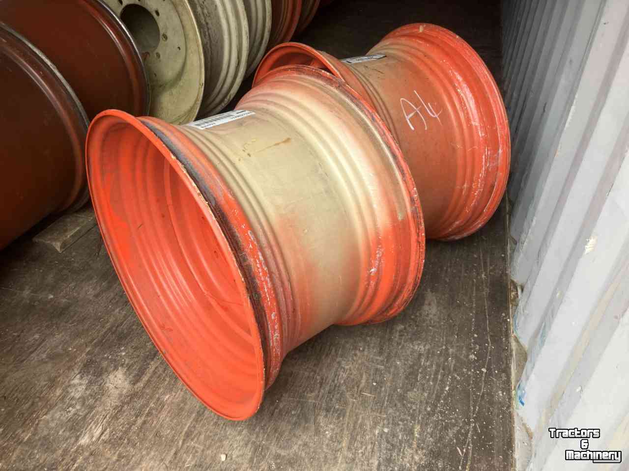 Wheels, Tyres, Rims & Dual spacers  18x28 wiel, velg, velgen