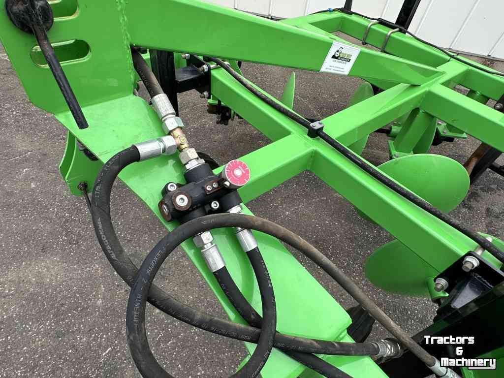 Onion harvester  Tordisc Combi West Mechanisatie schijvenrooier voor uien en rode bieten