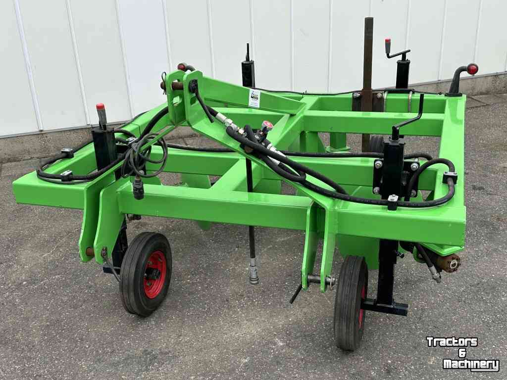 Onion harvester  Tordisc Combi West Mechanisatie schijvenrooier voor uien en rode bieten