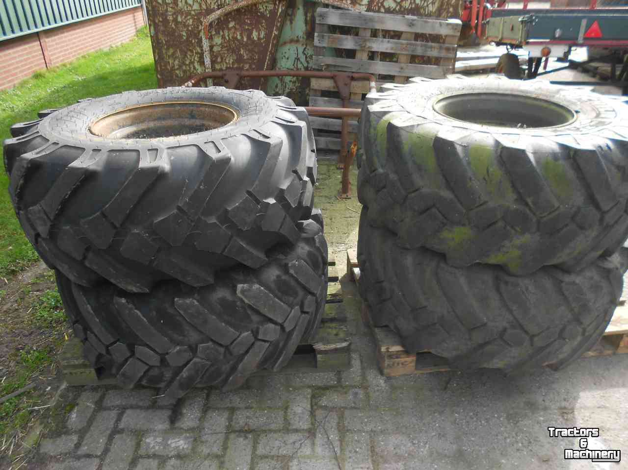 Wheels, Tyres, Rims & Dual spacers Michelin 445/70r19,5