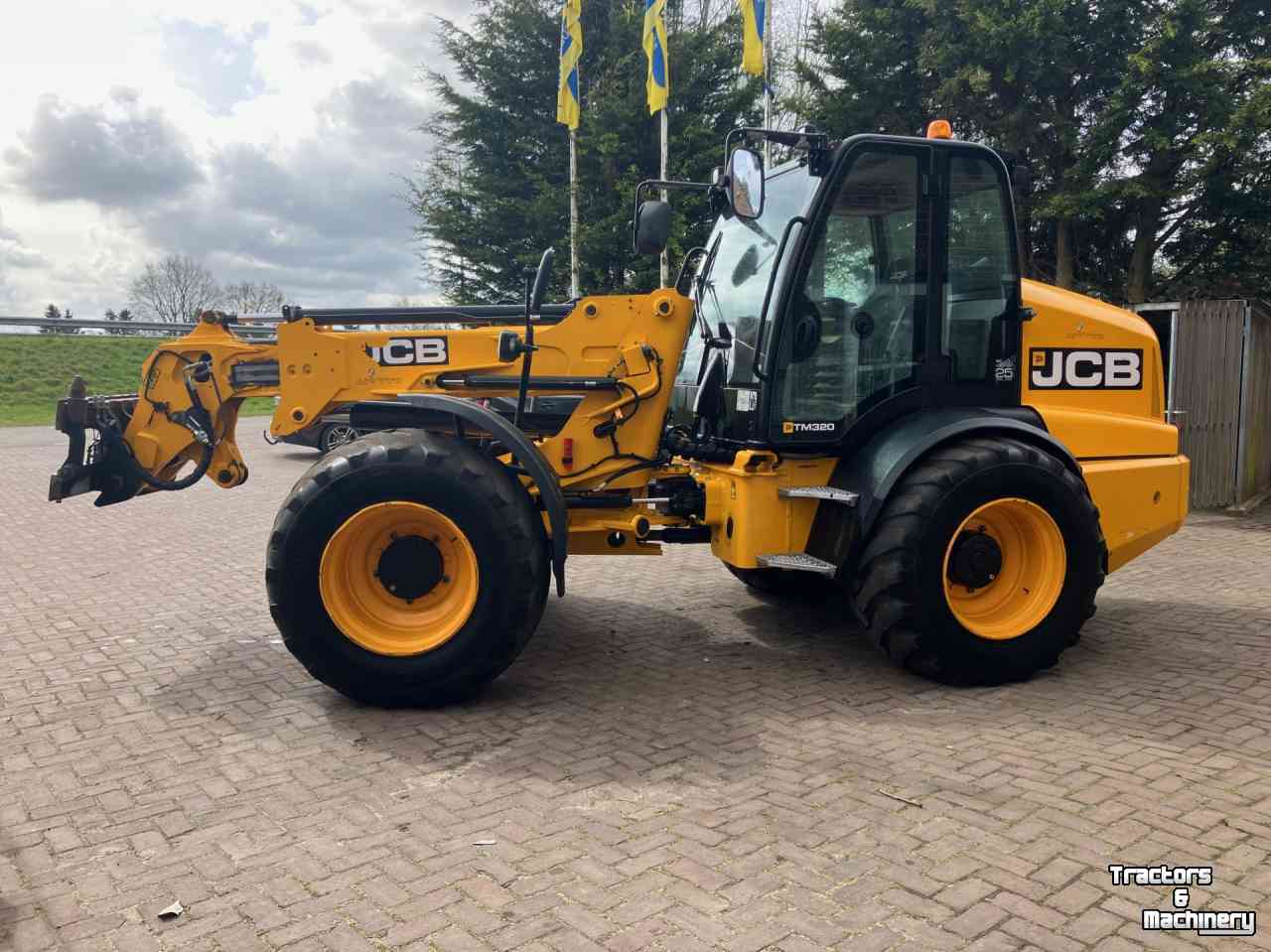 Telescopic Wheelloader JCB TM320