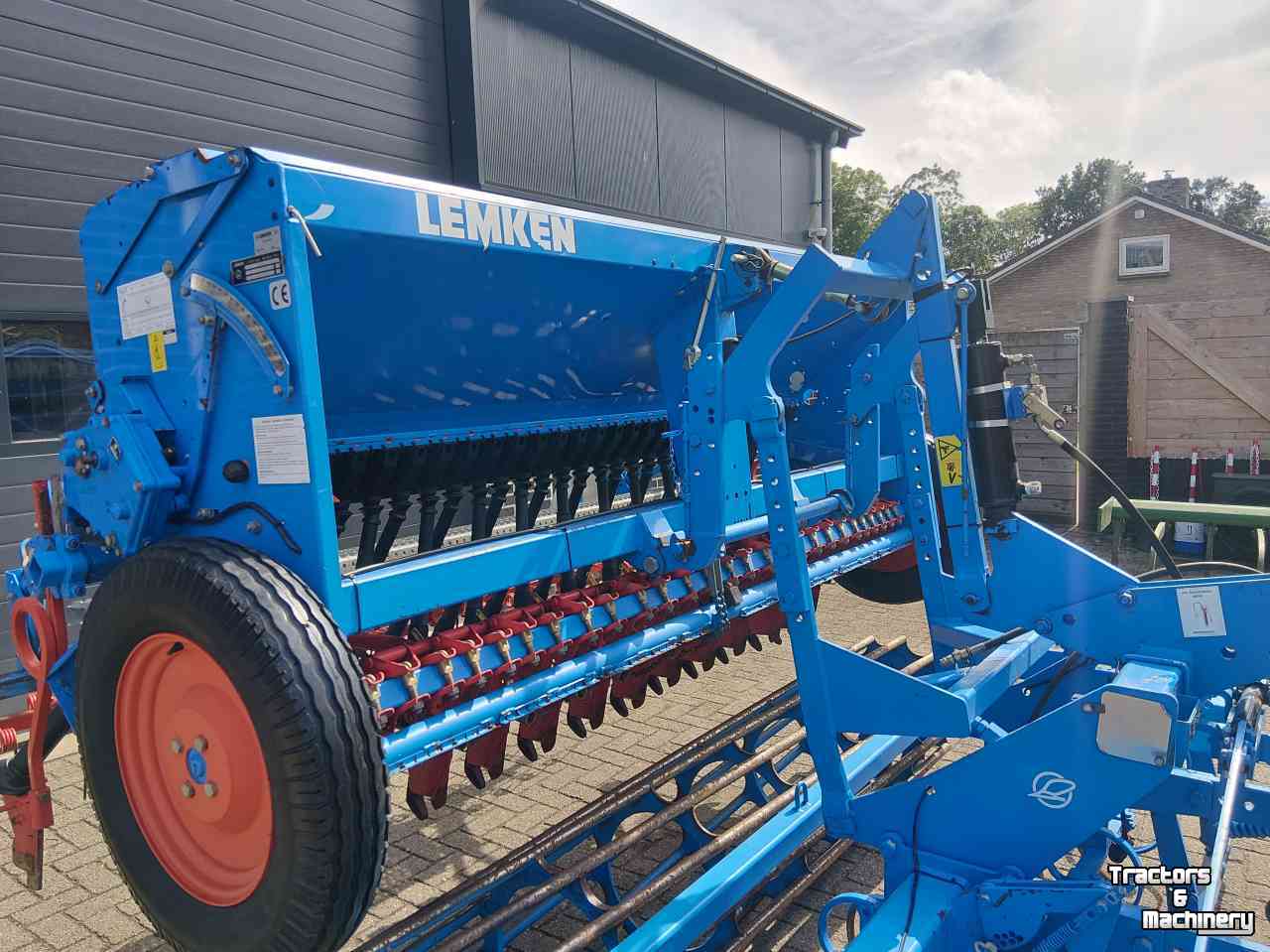 Seed Drill Combination Lemken Quarz 7/300 met Lemken Eurodrill 300/29R Zaaimachine