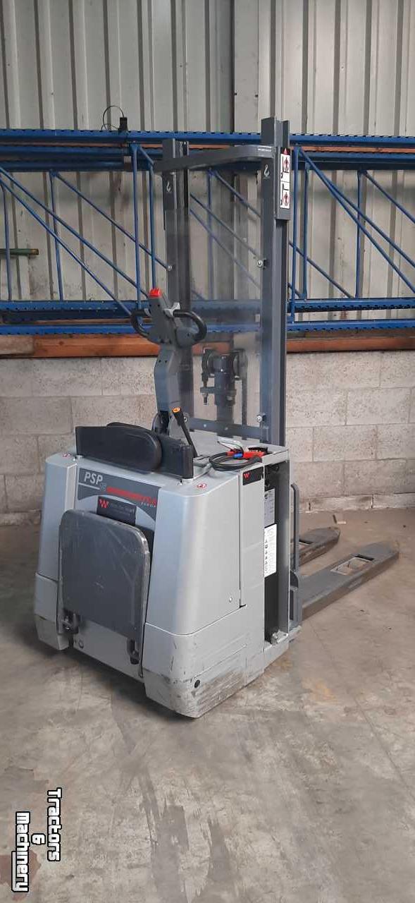 Electrical pallettruck TCM Stapelaar PSP 15