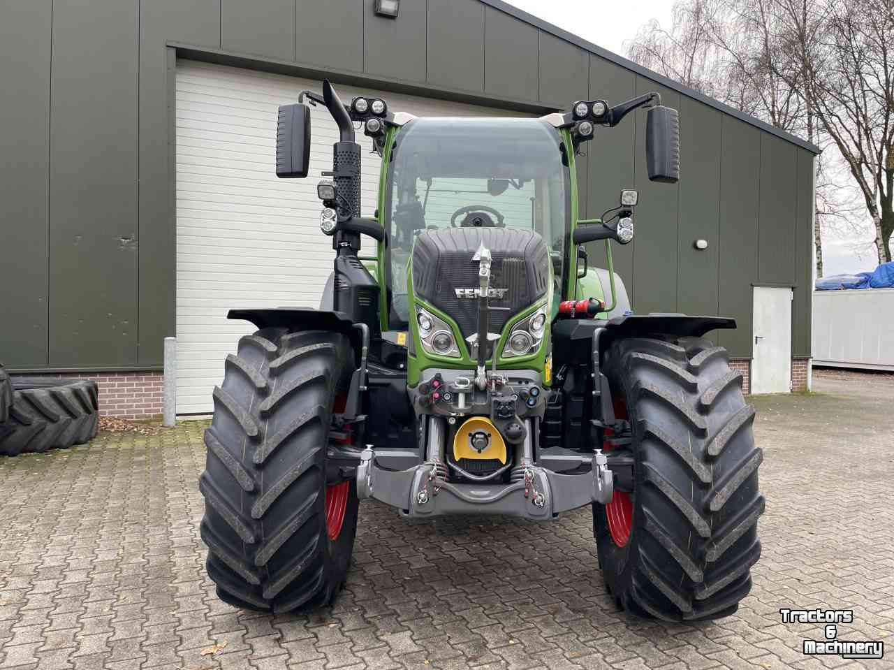 Tractors Fendt 516 Gen3 Profi Plus