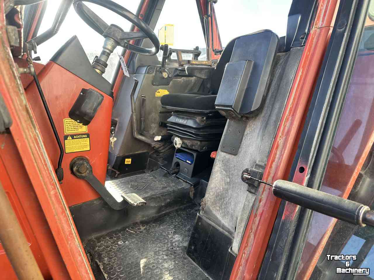 Tractor New Holland 100-90 DT