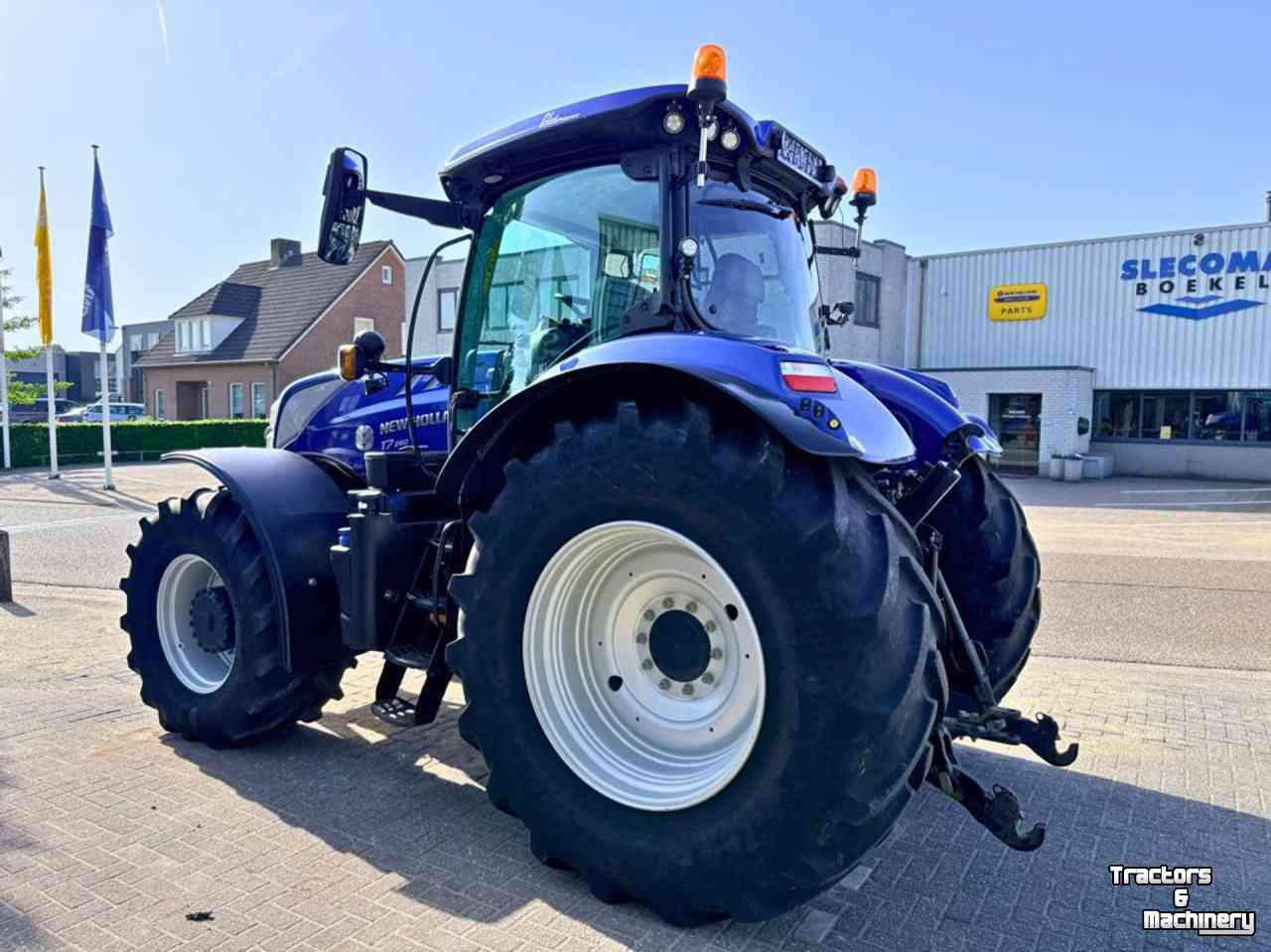 Tractor New Holland T7.260AC Stage V Blue Power