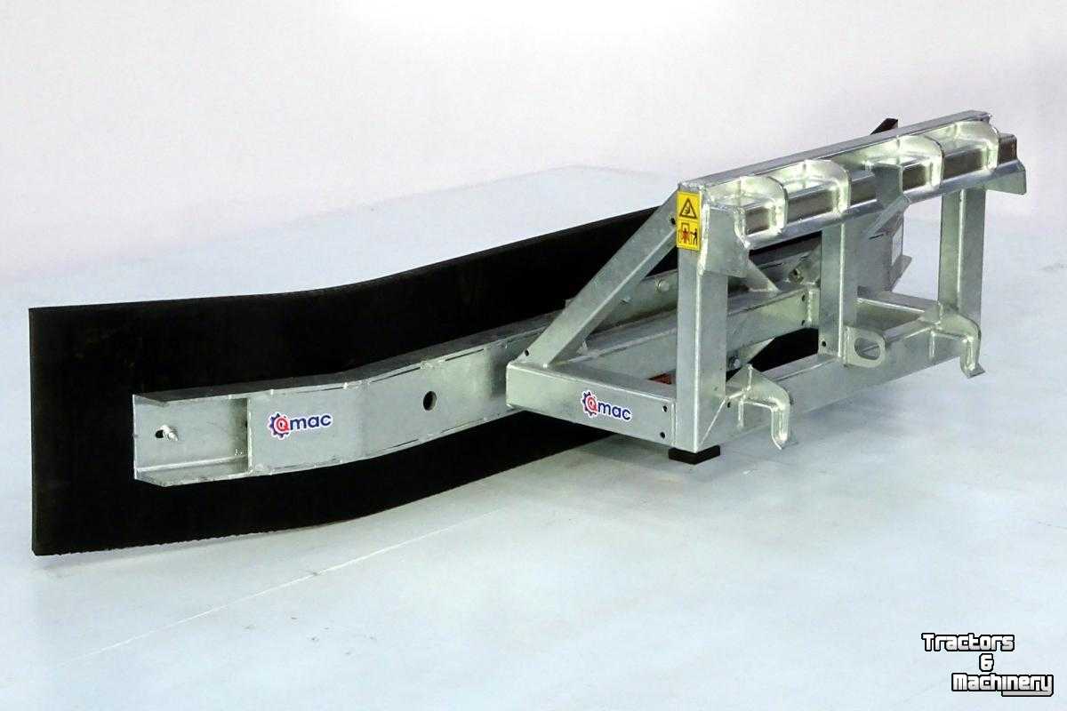 Rubber yard scraper Qmac Modulo rubber erfschuif straatschuif wegenschuif aanbouw Schaffer