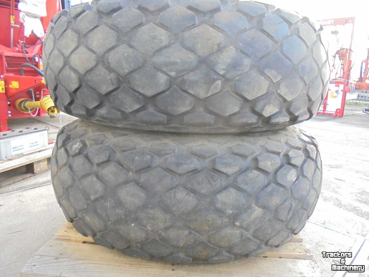 Wheels, Tyres, Rims & Dual spacers Alliance 18.4-26 N.D. Tractor gazonbanden wielen velgen trekkerbanden