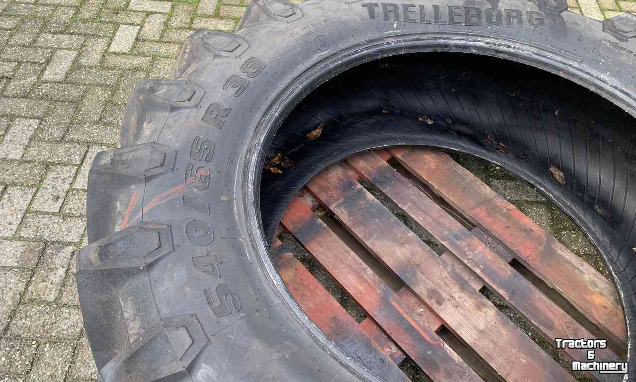 Wheels, Tyres, Rims & Dual spacers Trelleborg 540/65R38 95% TM800