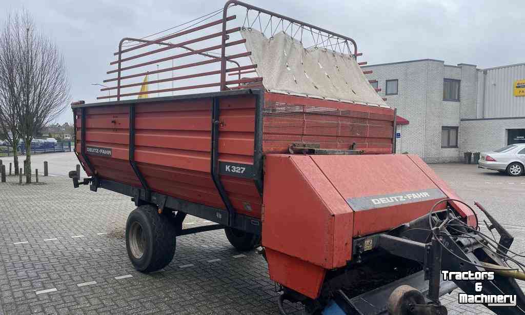 Self-loading wagon Deutz-Fahr K327 Ladewagen