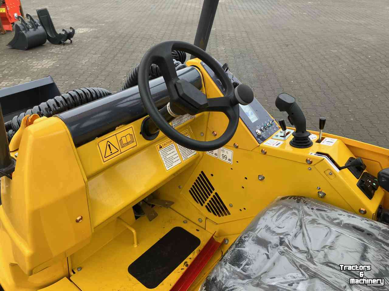 Wheelloader Eurotrac W11 telescoop shovel -minishovel