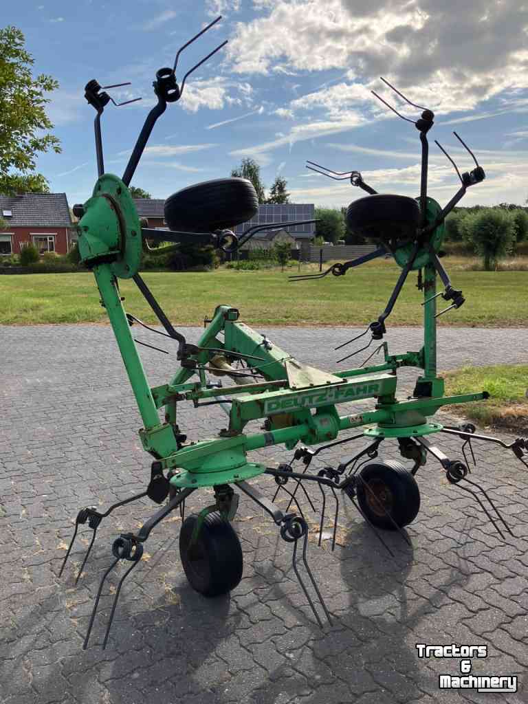 Tedder Deutz-Fahr schudder 4 elements