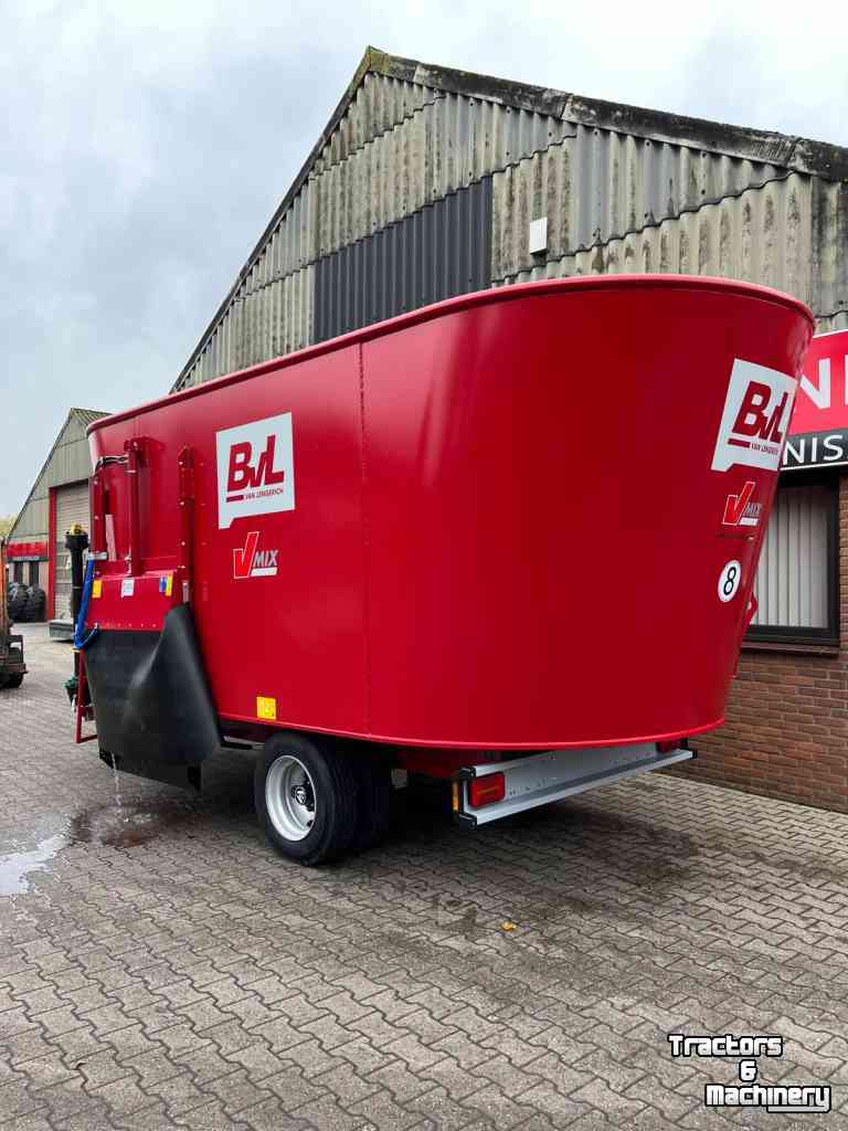 Vertical feed mixer BVL V-Mix Plus 22-2S Voermengwagen.