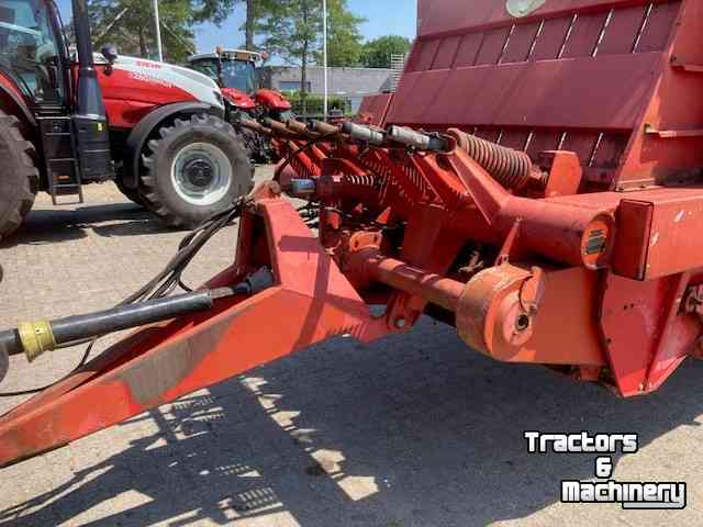 Self-loading wagon Taarup 1030