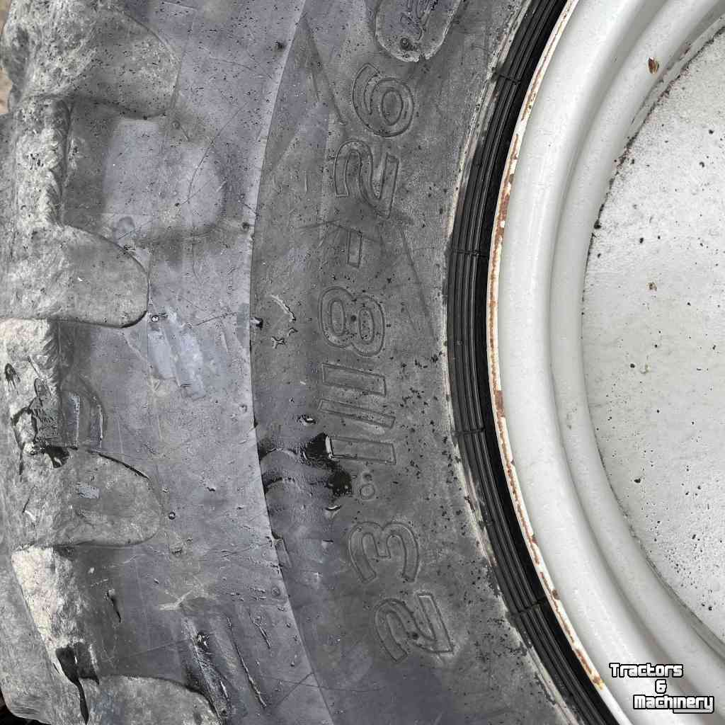 Wheels, Tyres, Rims & Dual spacers Nokian 23.1/18-26