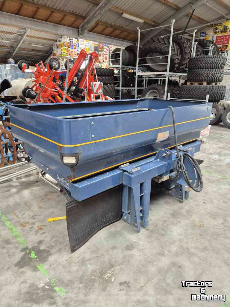 Fertilizer spreader Bogballe M2W Dynamic kunstmeststrooier
