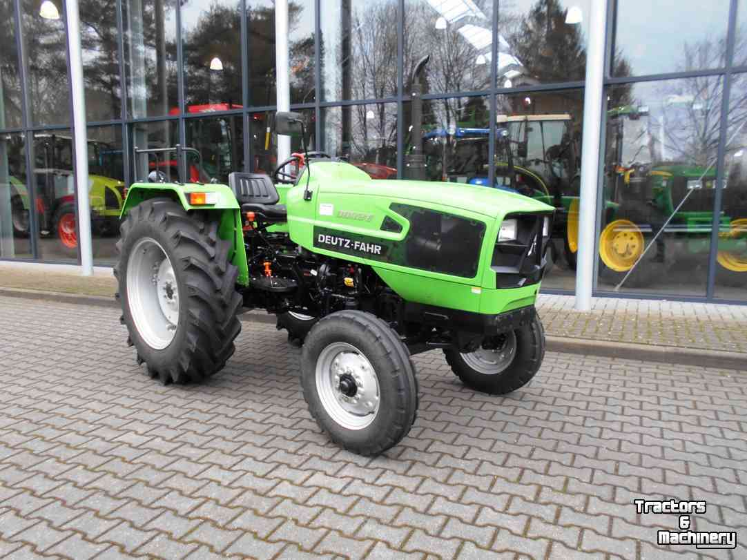 Tractors Deutz-Fahr 3042E