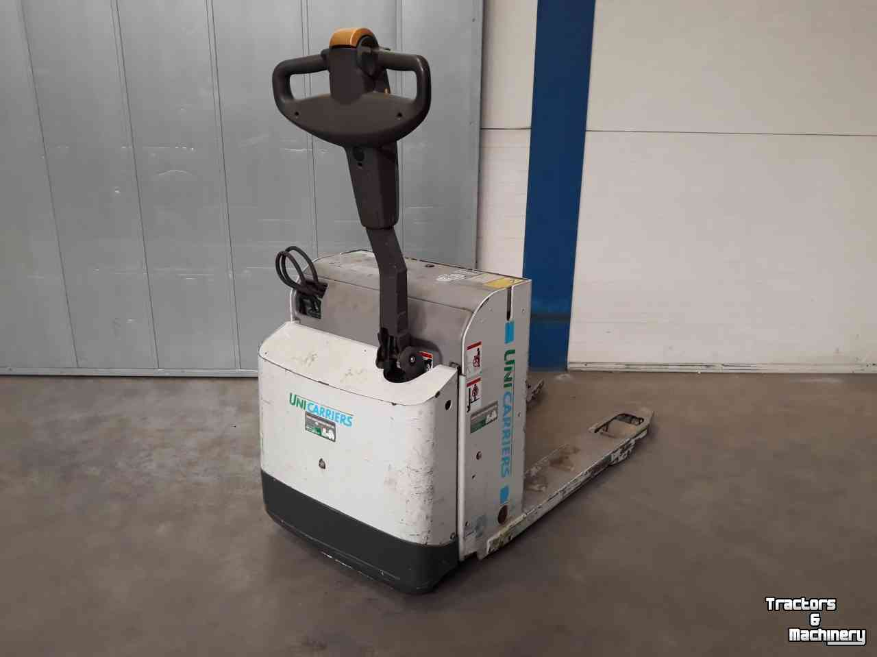Hand pallettruck Nissan PLL180 (brede uitvoering)