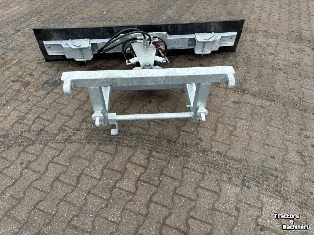 Manure scraper Qmac Modulo schuif 2.10m hydraulische verstelling
