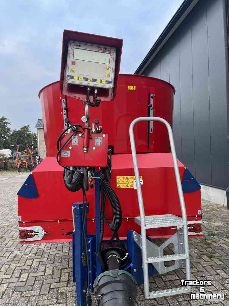Vertical feed mixer Siloking TrailedLine Classic Compact 8