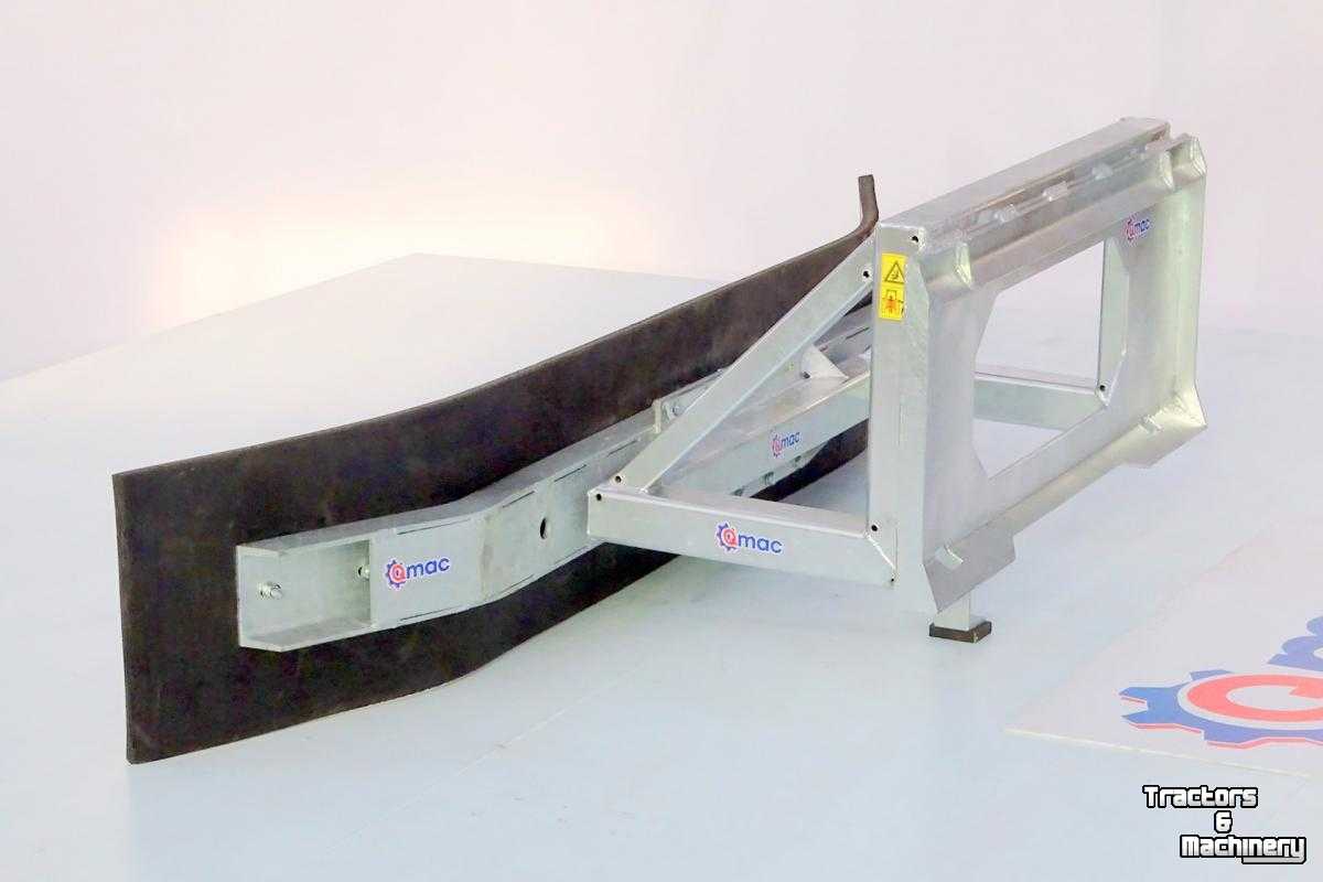 Manure scraper Qmac Modulo Rubberschuif Erfschuif Sneeuwschuif Modderschuif Mustang 406-506