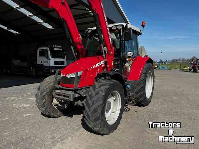 Tractor Massey Ferguson 5612 Dyna-6 Efficient Tractor