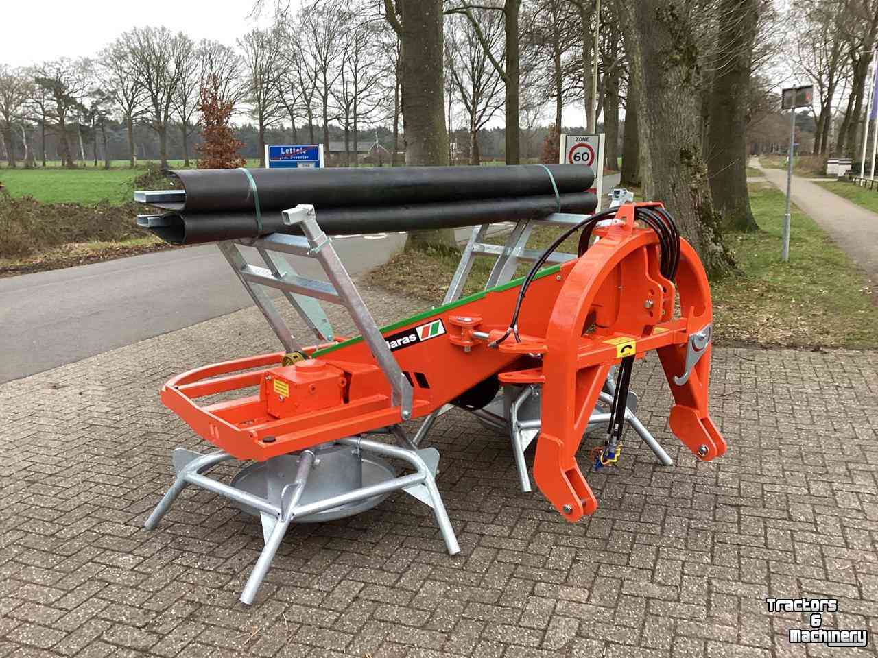 Silage spreader Holaras Jumbo HK Kuilverdeler