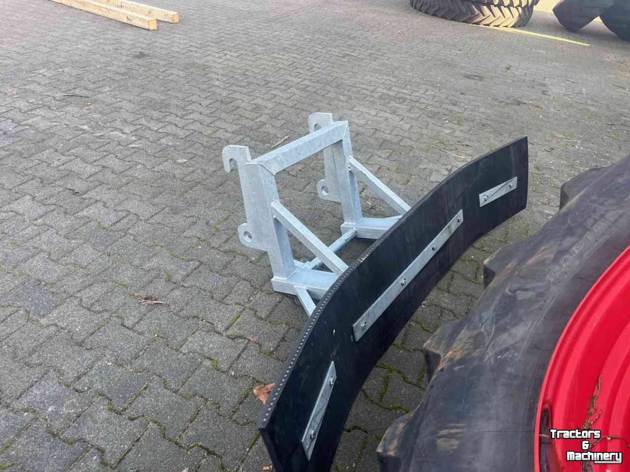 Rubber yard scraper VGM sneeuwschuiven / modderhuiven  210 cm 160 cm