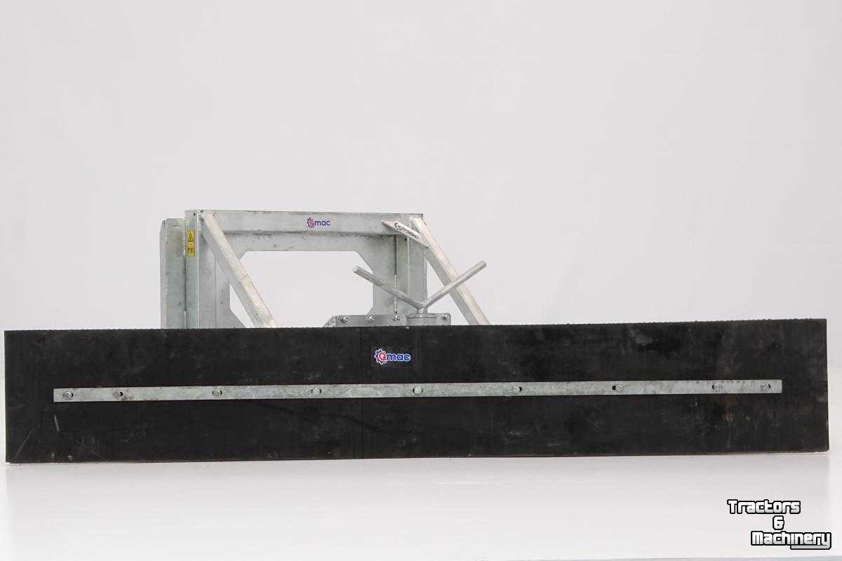 Rubber yard scraper Qmac Gummischieber 2700mm 270cm anbau Bobcat