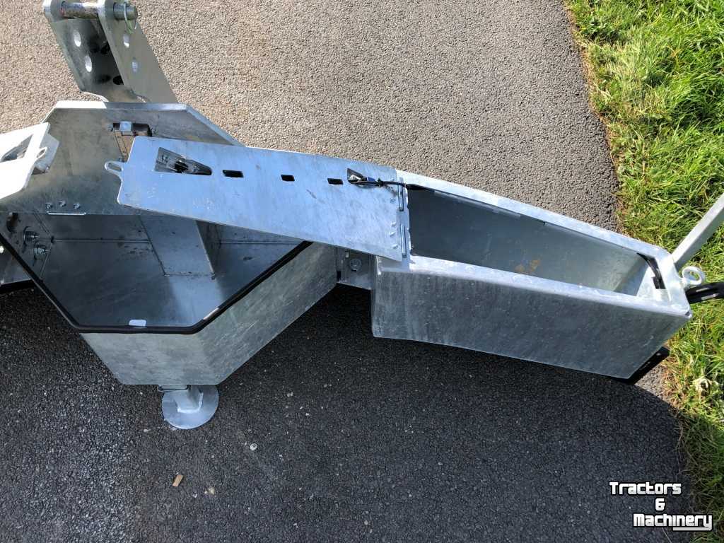 Front-bumper  Jochemsen Machines Trekkerbumper Frontbumper Tractorbumper