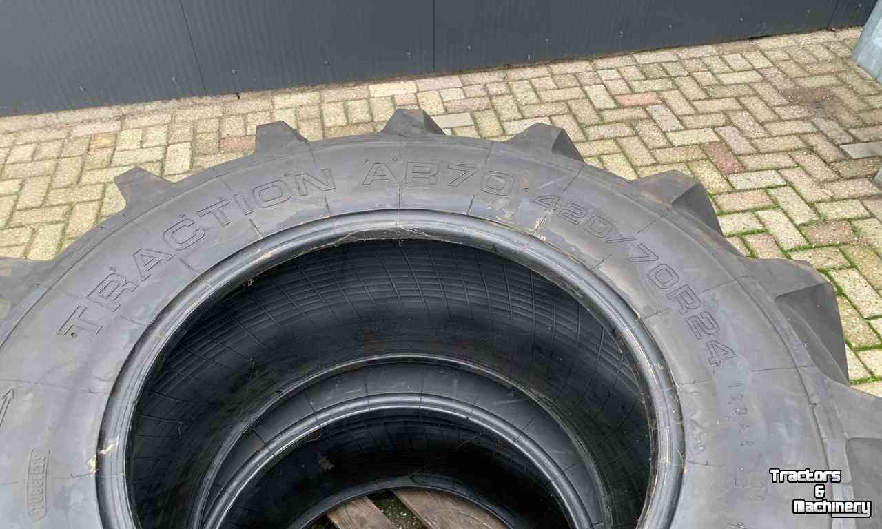 Wheels, Tyres, Rims & Dual spacers Barum 420/70R24 100% Traction AR70